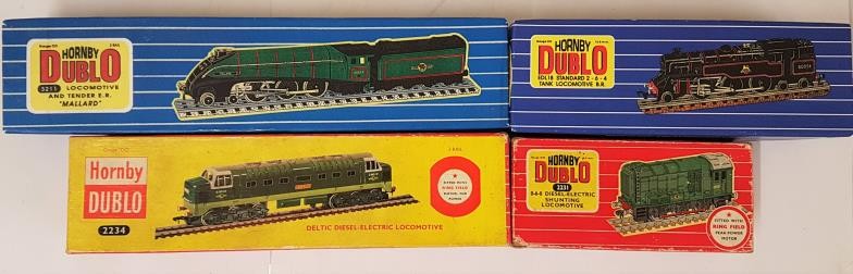 Four Hornby Dublo 00 Gauge Model Locomotives - 0-6-0 Diesel-Electric Shunting Locomotive; EDL18