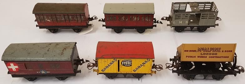 Collection of Six Hornby Wagons including Ambulance Coach, Fyffes Blue Label Brand Bananas, Sir