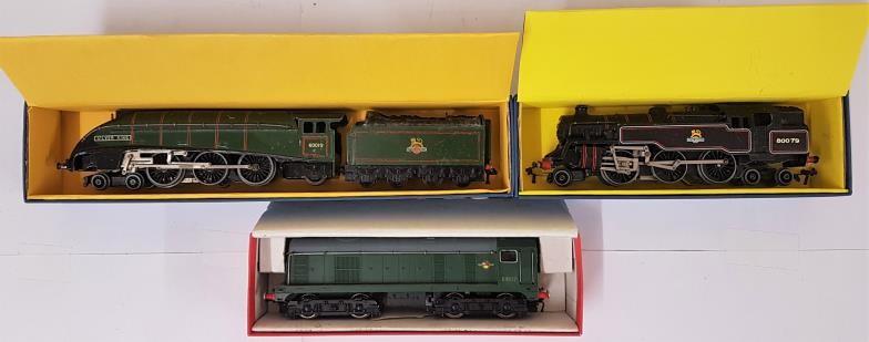 Three Hornby Dublo 00 Gauge Model Locomotives - EDL 11 Loco & Tender E.R. "Silver King"; EDL18 - Image 2 of 2