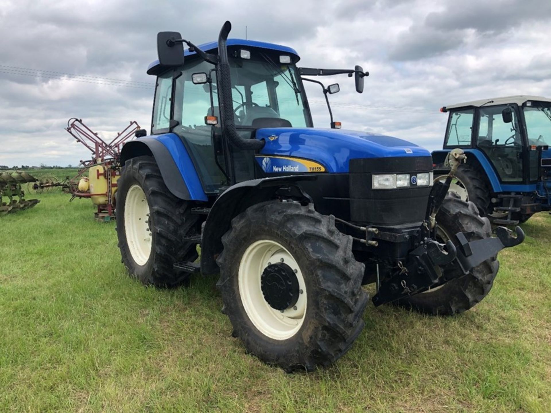 (07) New Holland TM 155