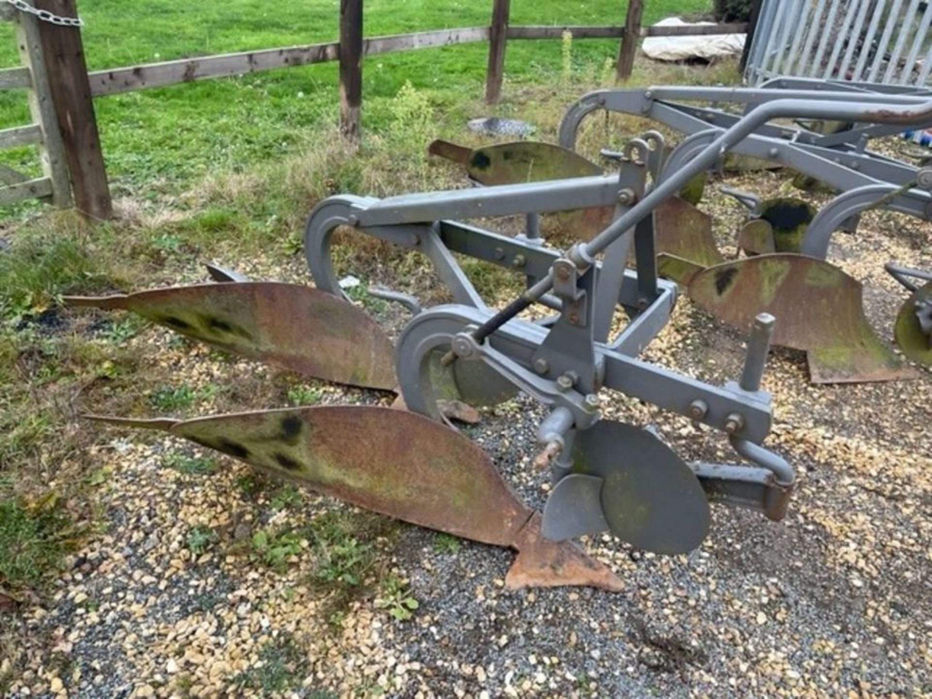2 furrow plough with disc skeith