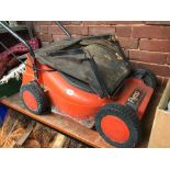 FLYMO LAWN MOWER - MODEL RE 400 A/F (NO CABLE)