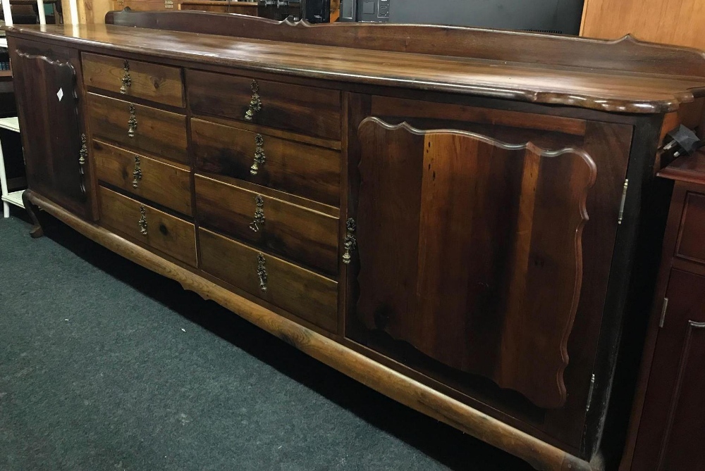 8ft ANTIQUE AFRICAN STINK WOOD SIDEBOARD WITH 8 DRAWERS & BRASS HANDLES