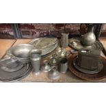 SHELF WITH QTY OF PEWTER & OTHER METAL OBJECTS