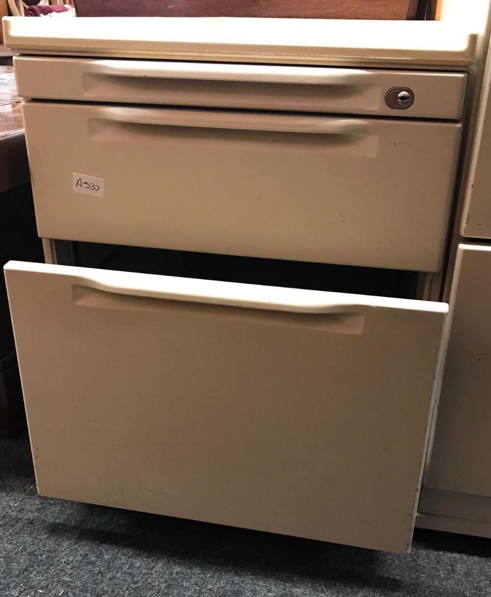 METAL FILING CABINET 2 DRAWER & ORGANISING TRAY ABOVE