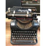 VINTAGE OLYMPIA MANUAL TYPEWRITER (RUSTY)