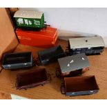 VARIOUS HORNBY & TRIANG WAGONS