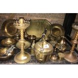 SHELF OF VARIOUS BRASSWARE