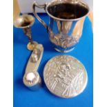 QTY OF VARIOUS SILVER PLATE ITEMS INCL; COMPACT, POSY VASE, JUG ETC