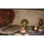 SHELF OF VARIOUS BRASSWARE, COPPERWARE & PLATED GALLERY TRAY