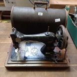 PERIOD SINGER SEWING MACHINE IN ORIGINAL CASE A/F