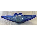 BLUE GLASS TABLE CENTRE PIECE 19.5'' WIDE