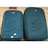 2 MATCHING SUITCASES WITH WHEEL'S & A TRAVEL BAG