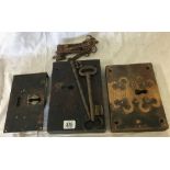 3 PERIOD LOCKING MECHANISMS WITH QTY OF OLD KEYS