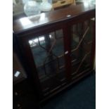 REPRODUCTION MAHOGANY DISPLAY CABINET WITH GLASS SHELVING & MIRRORED BACK 38'' WIDE WITH LIGHTING