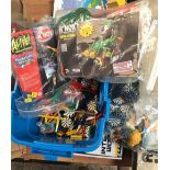 INTERACTIVE WORLD GAME & BOX OF K'NEX