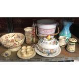 SHELF OF MIXED CHINAWARE INCL; OLD FOLEY CAKE PLATE, SLOP BUCKET, SILVAC STYLE VASE, COPELAND TUREEN