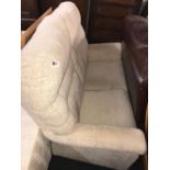 CREAM 2 SEATER SETTEE