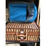 WICKER & BAMBOO PICNIC BASKET WITH CONTENTS & BLUR/GREY BACK PACK