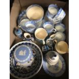 CARTON WITH PART BLUE & GILT RIMMED COFFEE SET, WEDGWOOD POT & OTHER CHINA