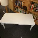 WHITE PAINTED COFFEE TABLE (43'' X 22'')