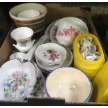 CARTON OF CERAMIC COLLECTOR THIMBLES & VARIOUS PIN DISHES BOWLS ETC