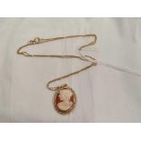 9ct CAMEO PENDANT NECKLACE