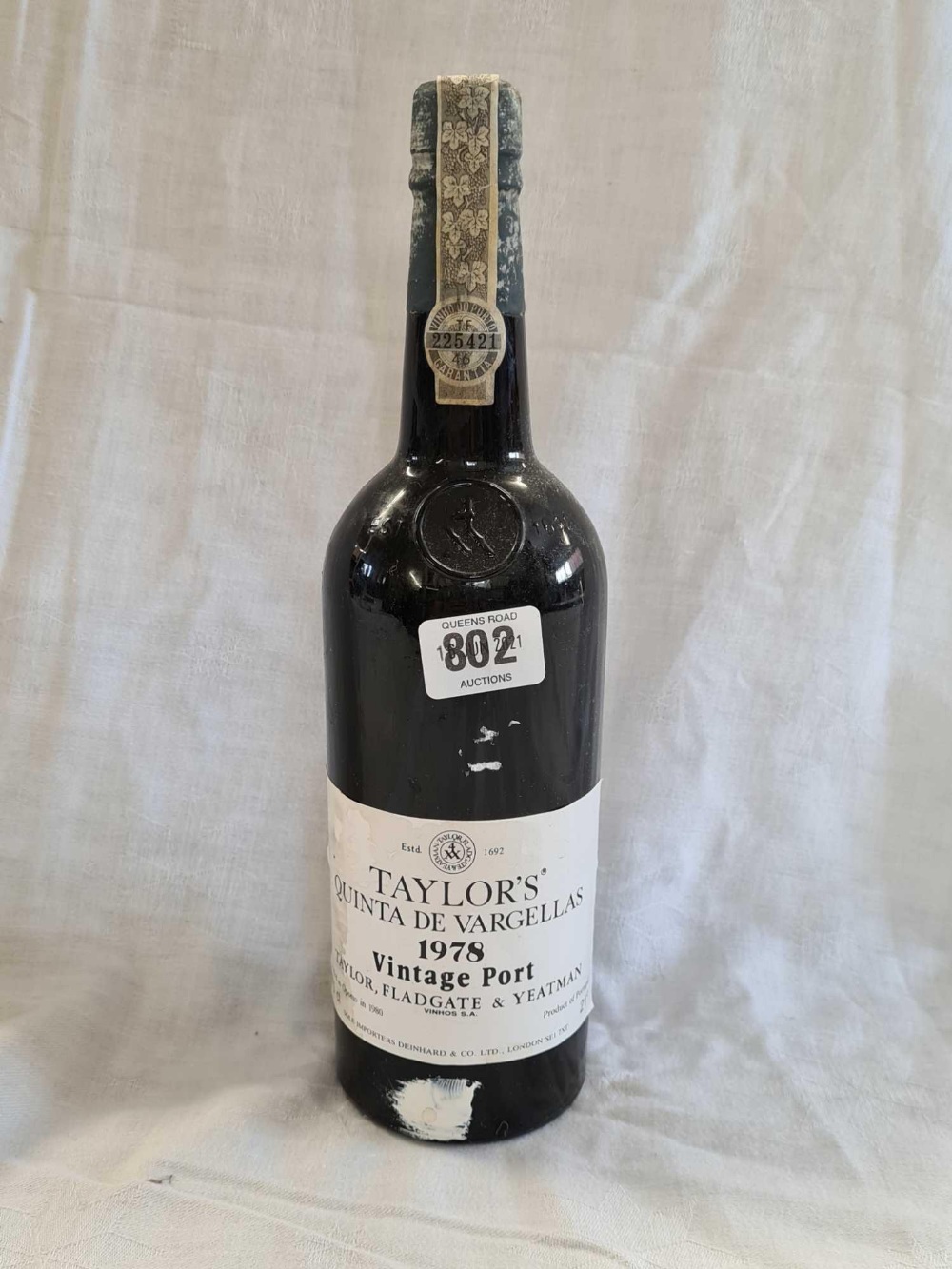 BOTTLE OF TAYLORS QUINTA DE VARGELLAS 1978 VINTAGE PORT