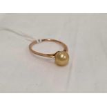 9ct PEARL RING