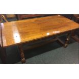 ANTIQUE OAK COFFEE TABLE WITH TURNED LEGS - 4ft X 2ft