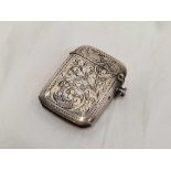 SMALL ART NOUVEAU SILVER VESTA(DENTED) LONDON 1905