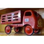 RED TRIANG TIN PLATE LORRY