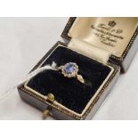 9ct GOLD SAPPHIRE RING
