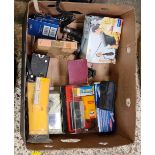 CARTON OF MISC PHOTOGRAPHY EQUIPMENT INCL; BAGS, PAIR OF BINOCULARS & KODAK INSTAMATIC