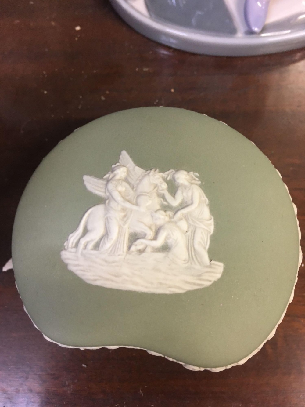 QTY OF CHINAWARE INCL; BUTTER DISH & COVER, PAIR OF LLADRO FIGURES ETC - Image 5 of 5