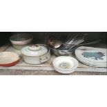 SHELF OF VARIOUS PLATES BY BEEF EATER, DECORATIVE BOWLS, COLANDER, FLATWARE & PLATED LADLE