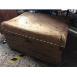 VINTAGE METAL TRAVEL TRUNK A/F