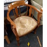 LIGHT MAHOGANY CAPTAINS CHAIR