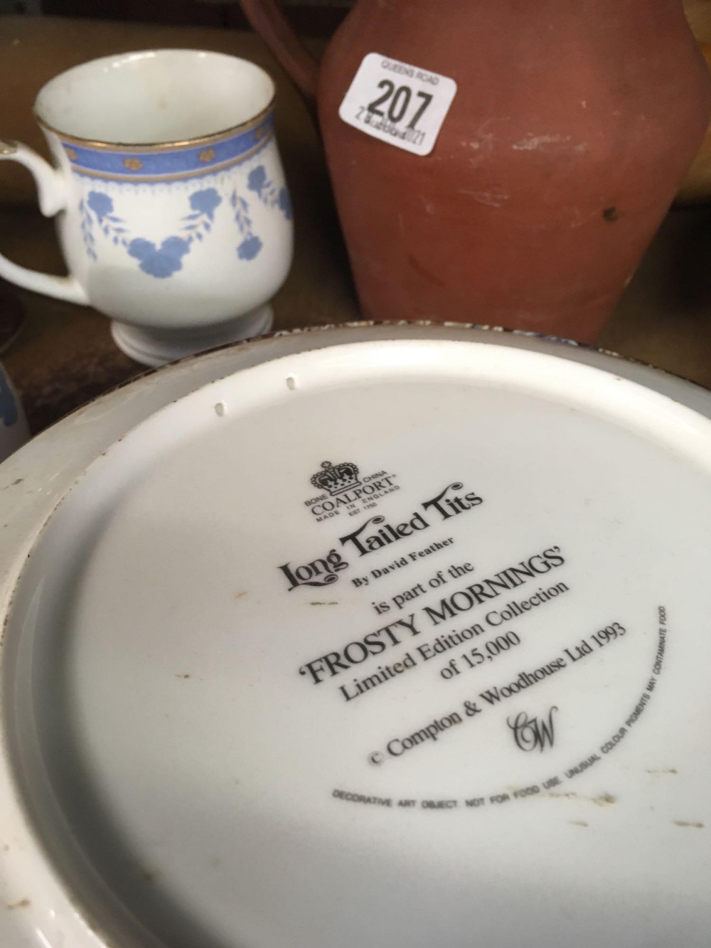 SHELF OF MIXED CHINAWARE INCL; COLLECTOR PLATES BY COALPORT & DANBURY MINT - Image 5 of 9