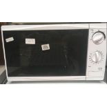 TESCO BASICS MICROWAVE - MMO8