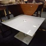 MODERN GLAZED WHITE GLASS COFFEE TABLE