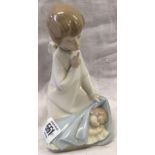 LLADRO FIGURE ANGEL WITH BABY