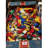 BOX OF LEGO WEIGHT APPROX 7kg
