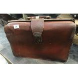 LEATHER BRIEFCASE, NO KEY