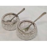 2 SMALL SILVER RIMMED SALTS & A SILVER CORRODED SALT SPOON
