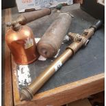 2 BRASS & COPPER GARDEN SPRAY PUMPS & A BRASS BRISTOL CAR FIRE EXTINGUISHER