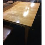 PINE EFFECT EXTENDING TABLE