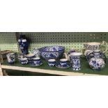 ABBEY BLUE & WHITE FRUIT BOWL & SHELF OF VARIOUS BLUE & WHITE WARE