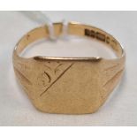 9ct PLAIN GOLD GENTS SIGNET RING, w.2.7g B'HAM 1995