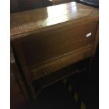 VINTAGE OAK WORK BOX ON TURNED LEGS WITH HINGED TOP & DRAWER WITH BRASS DROP HANDLES